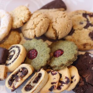 Vegyes édes húsvéti kekszválogatás 500g / 1000g dobozban